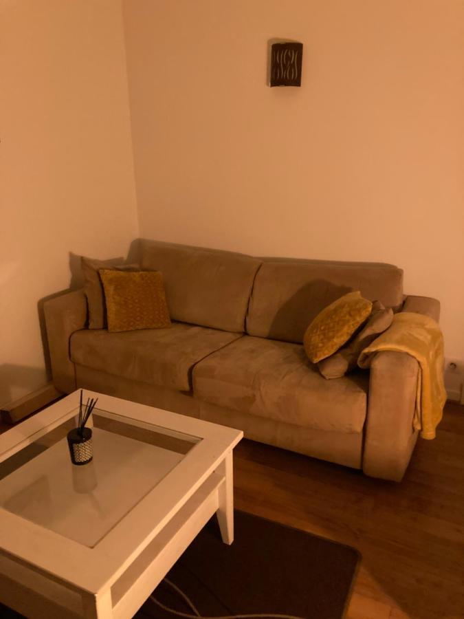 Appartamento Aux Deux Colombes Avec Balcon Et Garage *