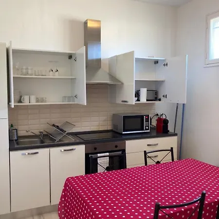 Appart Aux Deux Colombes Avec Balcon Et Garage Pamiers Esterno foto