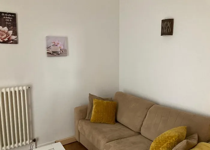 Appart Aux Deux Colombes Avec Balcon Et Garage